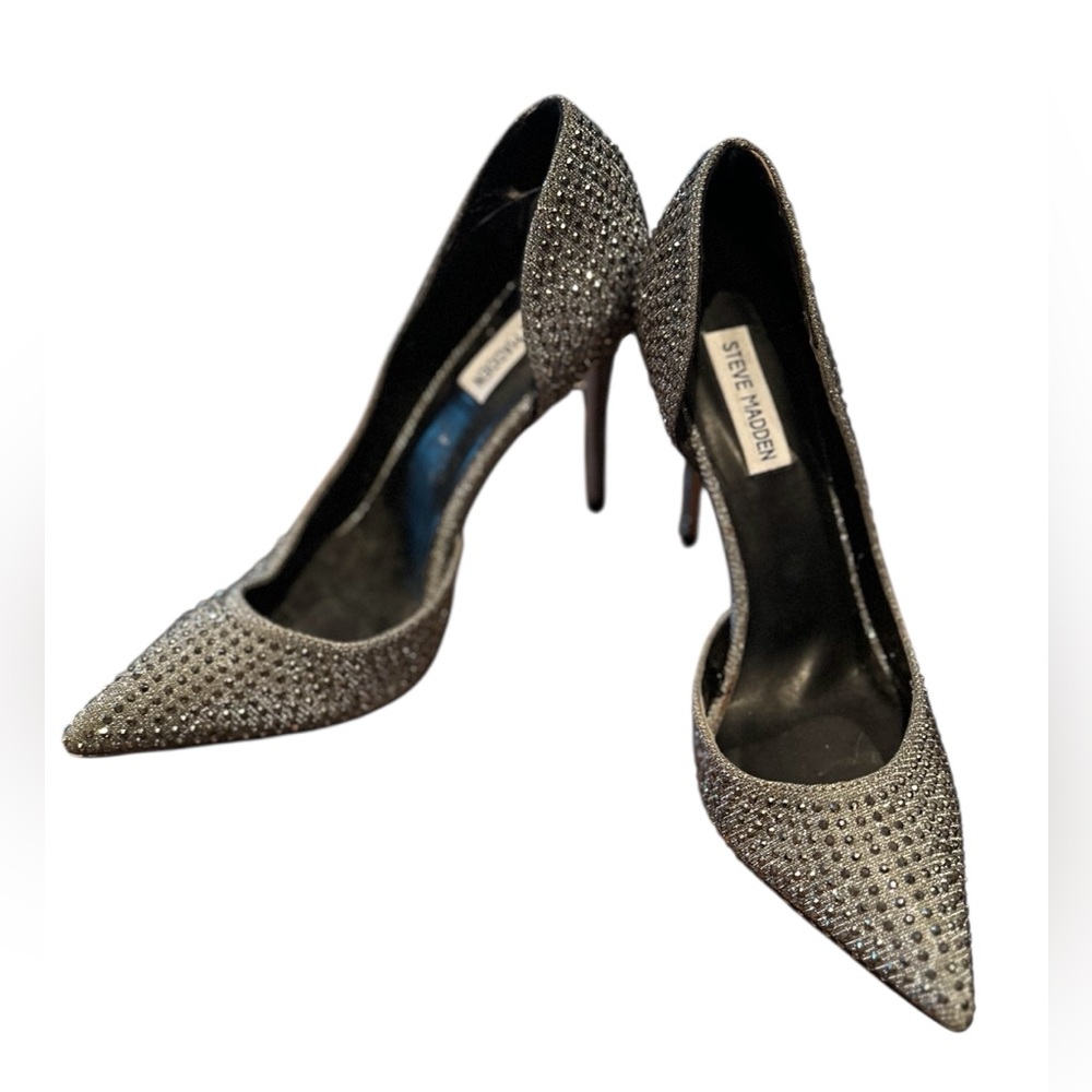 STEVE MADDEN 'Proper' Rhinestone on Lame D'Orsay Pumps - Picture 2 of 10